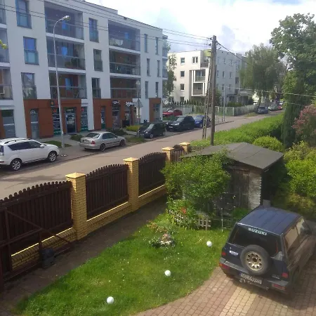 Sloneczny Apartament Z Balkonem