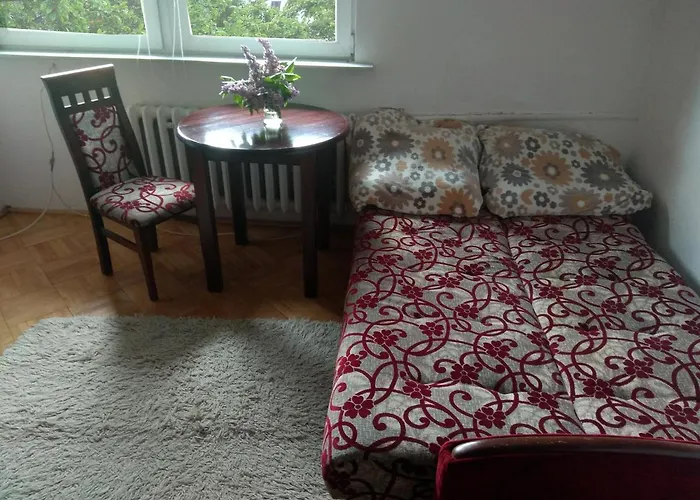 Sloneczny Apartament Z Balkonem