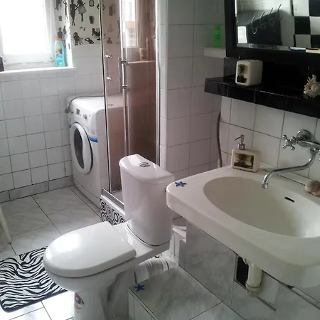 Sloneczny Apartament Z Balkonem